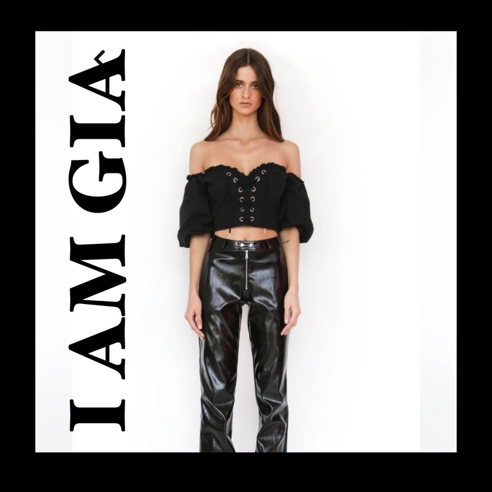 I AM GIA ALYA TOP - Picture 1 of 6